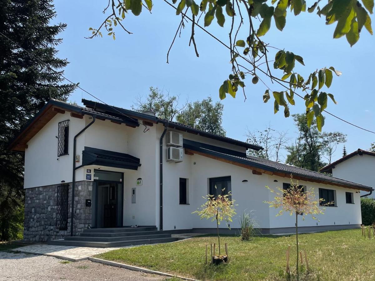 Pampas Apartments Mreznica Дуга Реса Екстер'єр фото