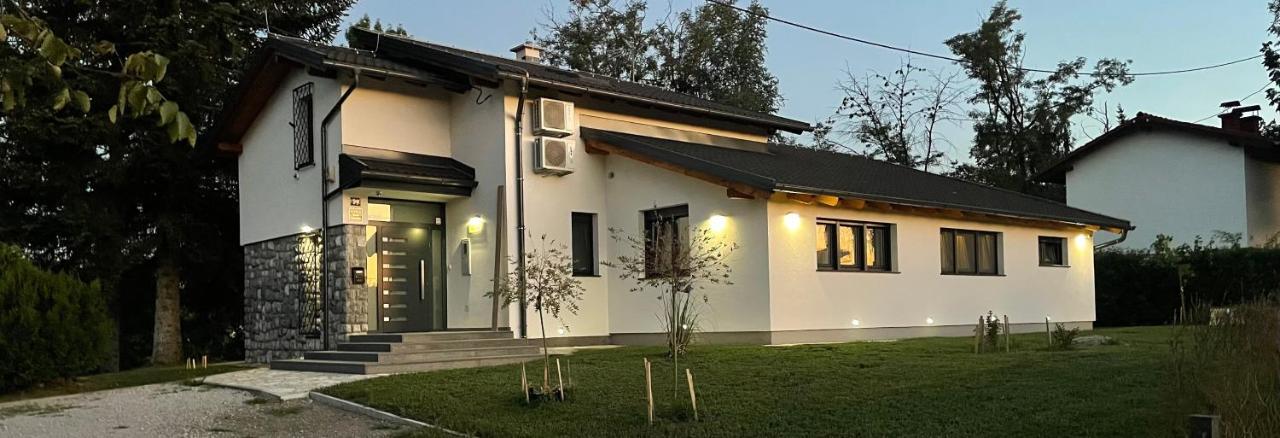 Pampas Apartments Mreznica Дуга Реса Екстер'єр фото