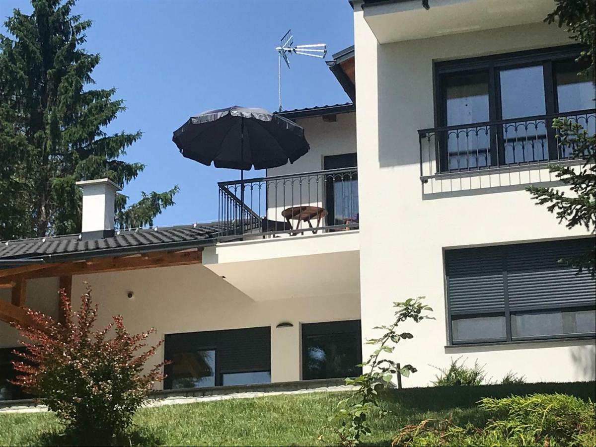 Pampas Apartments Mreznica Дуга Реса Екстер'єр фото